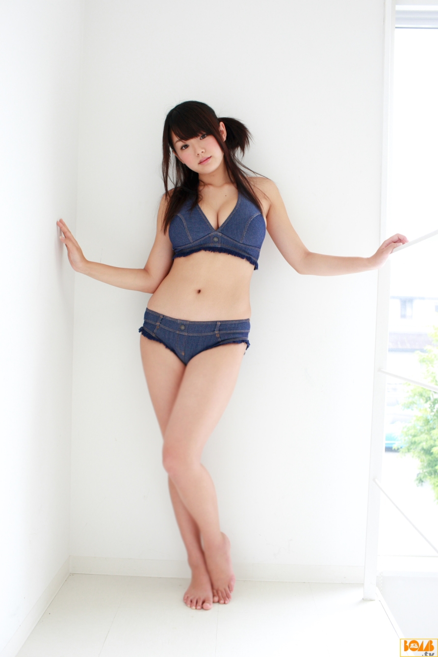 Bomb.tv GRAVURE Channel 2010.12 - Ai Shinozaki_sa001