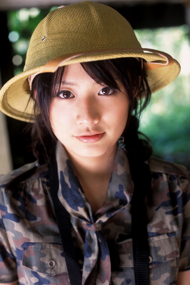 [For-Side]20060217Narumi_Konno_2