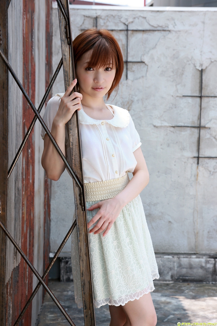 DGC1055_0005