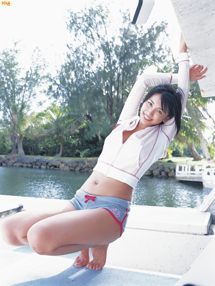 [Bomb.TV]05_2006.02_Mami_Yamasaki_b_ym040