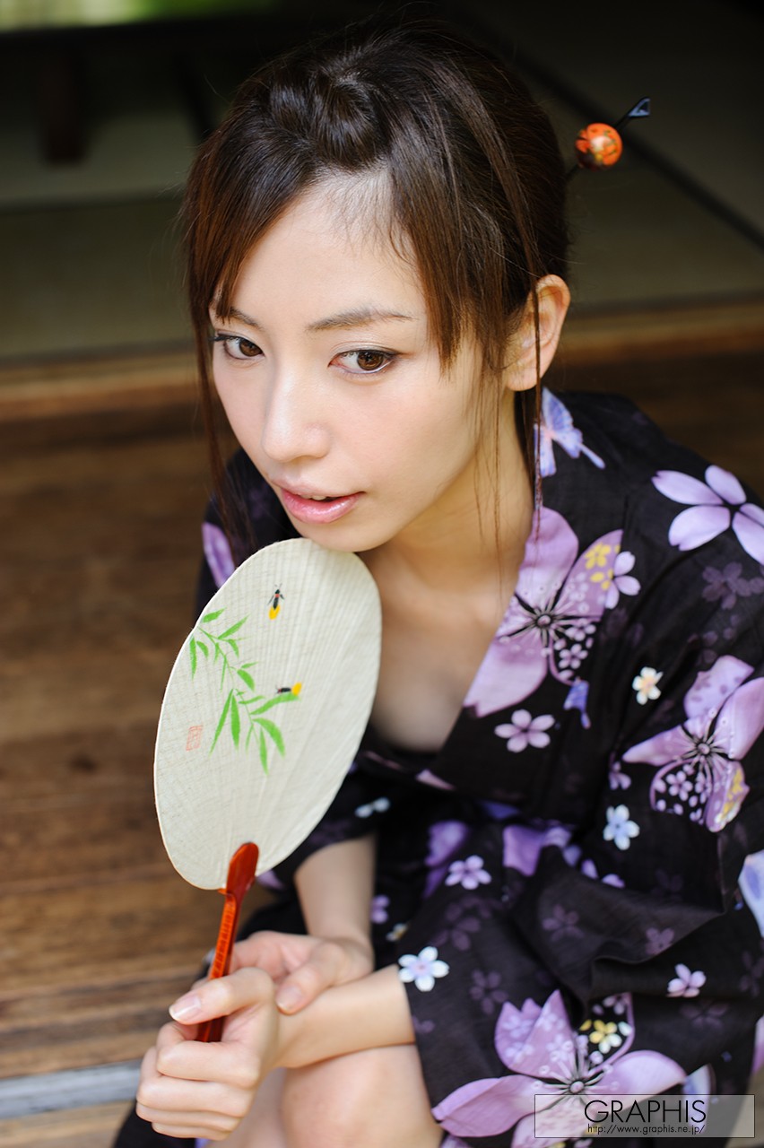 Graphis-Gals.No.281_4