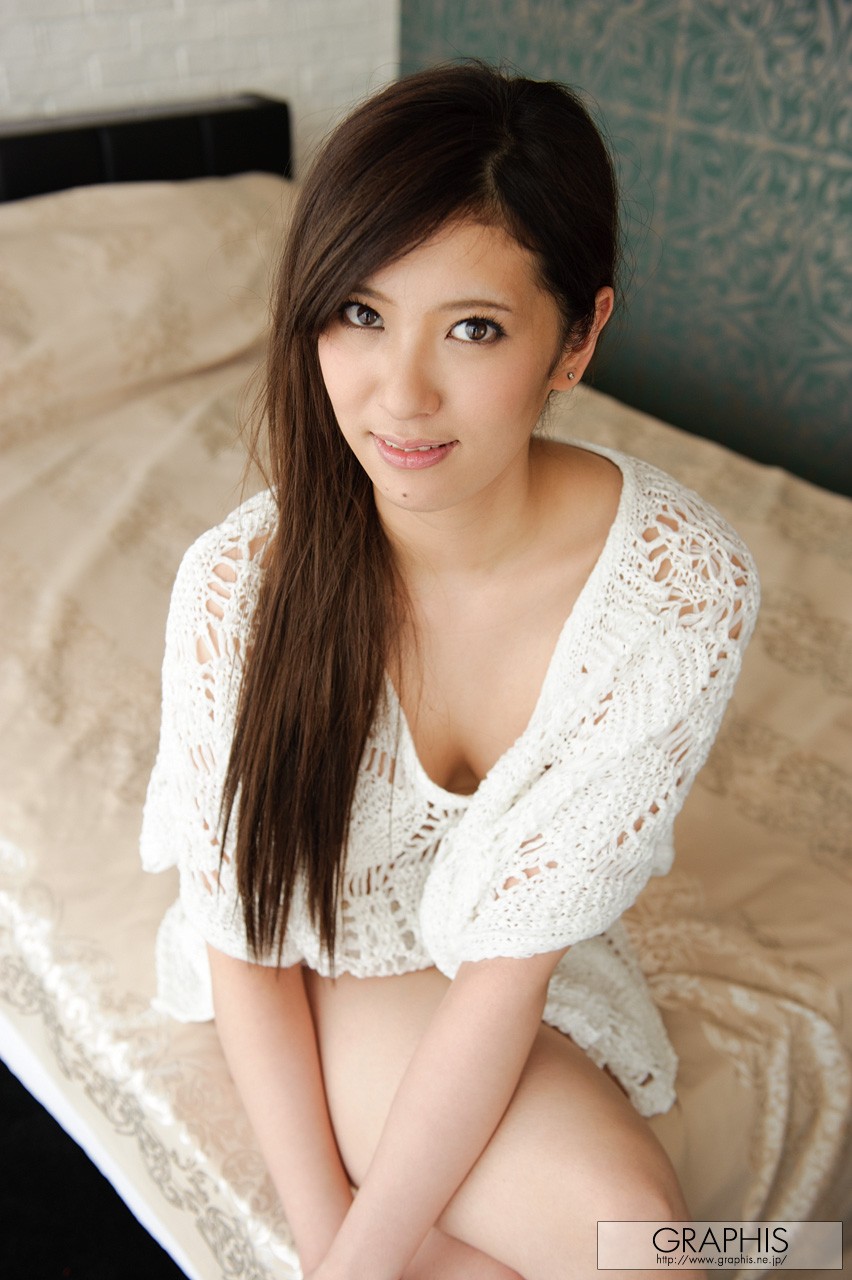 Graphis-First.Gravure.No.112-Yui.Kasuga_27